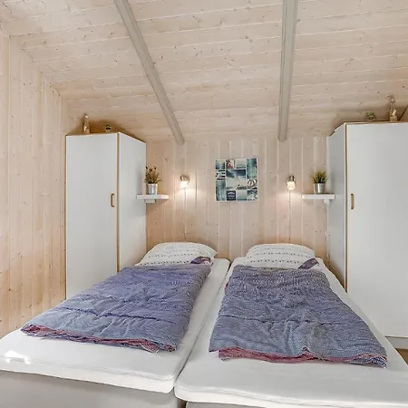 Strandhuis In Middelfart Met Sauna Middelfart