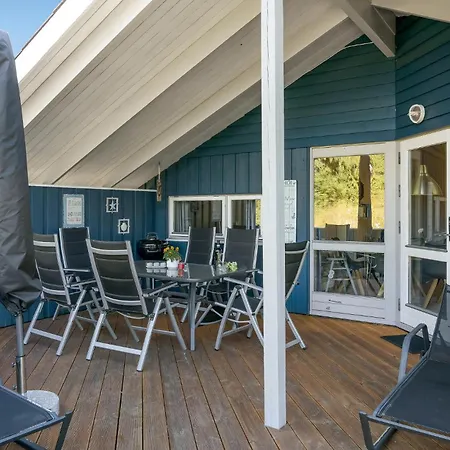 Vakantiehuis Strandhuis In Middelfart Met Sauna