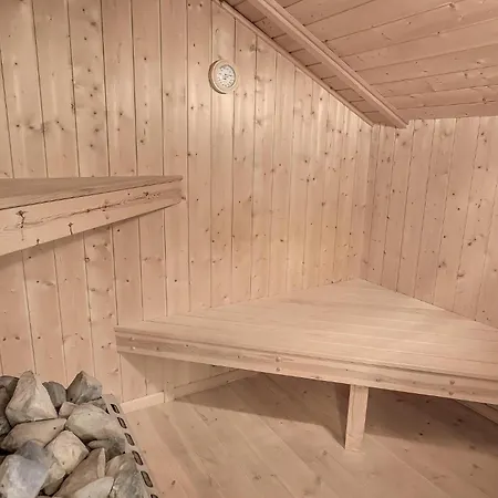 Stunning In Middelfart With Sauna Prázdninový dům Voldby