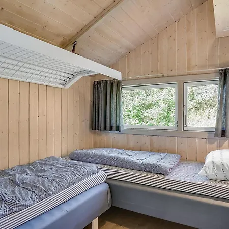 Strandhuis In Middelfart Met Sauna Vakantiehuis *