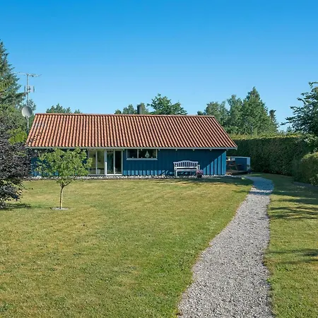 Vakantiehuis Strandhuis In Middelfart Met Sauna *