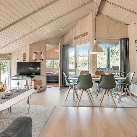 Stunning In Middelfart With Sauna Prázdninový dům Voldby